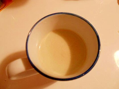 ほんのり抹茶と豆乳で♪　癒しの白いココア
